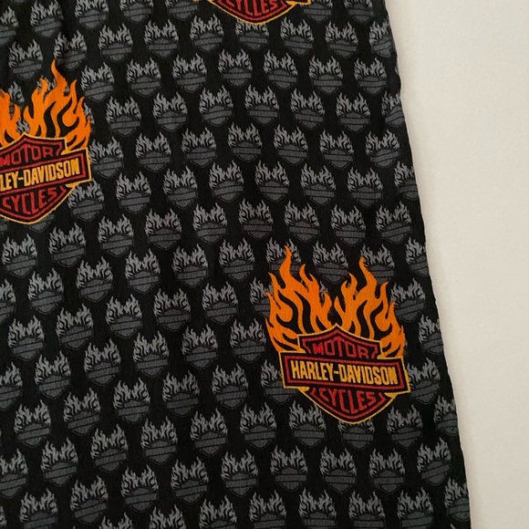 Harley-Davidson Motorcycle Scarf Flames Silk Scarf - Picture 3 of 6